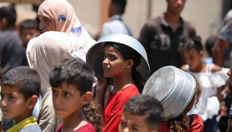 BM, Gazze’de yarım milyon öğrencinin eğitim hakkının ellerinden alınmasını “korkunç” olarak nitelendirdi