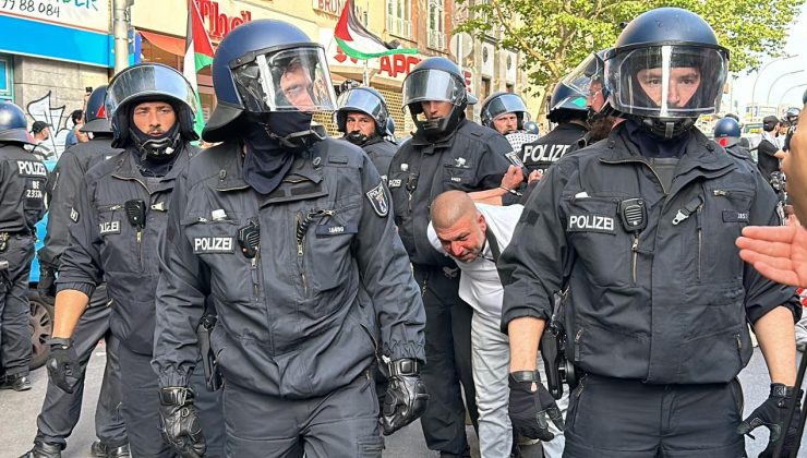 Berlin’de Filistin için düzenlenen protestoda çok sayıda kişi tutuklandı