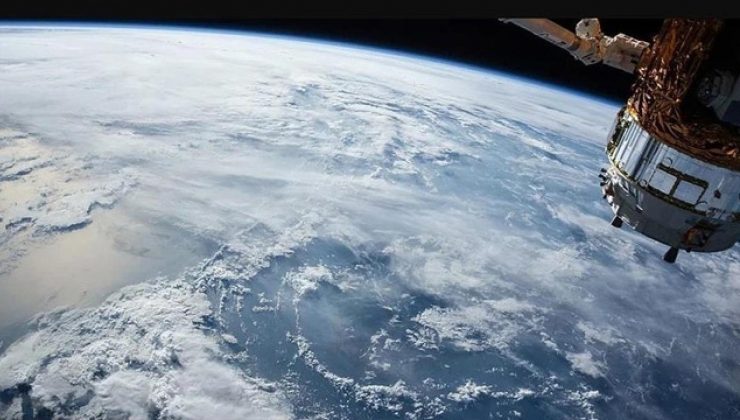 NASA, Rus uydusunun parçalanması, ISS’deki astronotlar için güvenlik endişesi yarattı