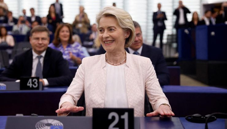 AB Komisyonu Başkanlığı için Ursula von der Leyen yeniden seçildi