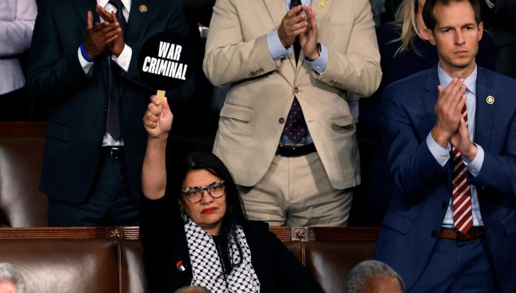 ABD Temsilciler Meclis Üyesi Tlaib’ten Netanyahu’ya Sert Tepki: Soykırım Suçlusu Allahça Yaratacaktır