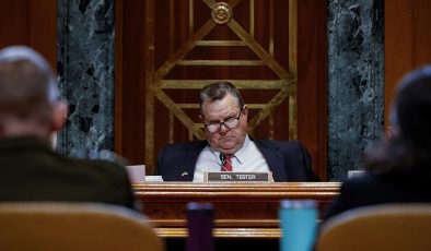 ABD’de Jon Tester, Biden’a “yarıştan çekil” çağrısı yaptı