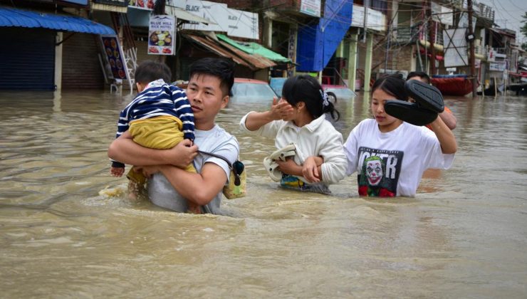 Bangladeş’te sel felaketi: 500 bin kişi su altında kaldı