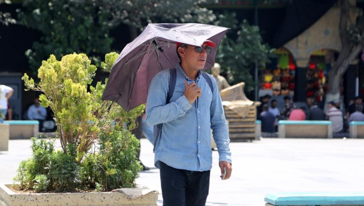 İran’da Aşırı Sıcaklar Nedeniyle Tüm Kamu Kurumları Tatil Edildi