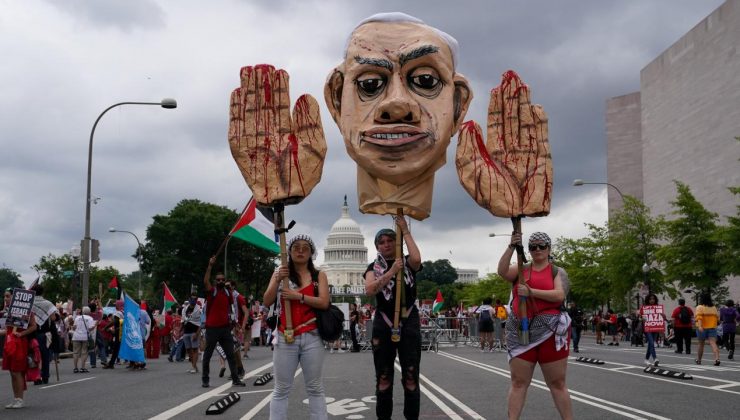 İsrail Başbakanı Netanyahu’ya Washington’da Kitlesel Protesto Gösterisi