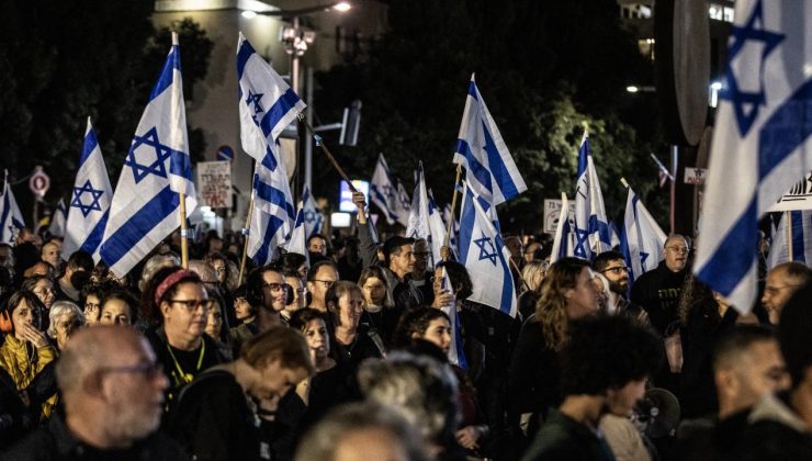 İsrailli esirlerin aileleri Gazze’deki müzakere heyetiyle “acil toplantı” istiyor