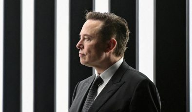 Elon Musk, Neuralink beyin çipleriyle milyonlarca insana bağlantı kurmayı hedefliyor