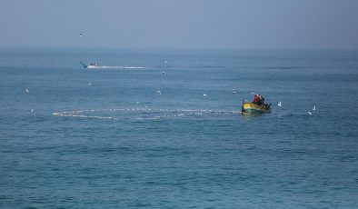 İsrail’in hava saldırısında 7 Filistinli balıkçı öldü