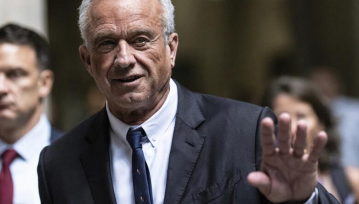 RFK Jr, Trump’ı destekliyor, ABD’deki neocon’lara ateş açıyor.